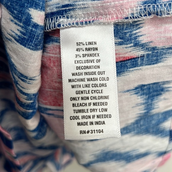 Crown & Ivy blue pink IKAT print Sz. Medium shift peasant dress NEW - Picture 7 of 7